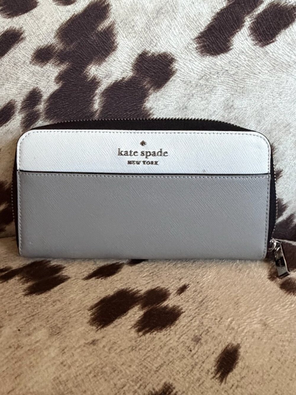 🖤 **Kate Spade Colorblock Large Continental Wallet – Gray, Black & White**
